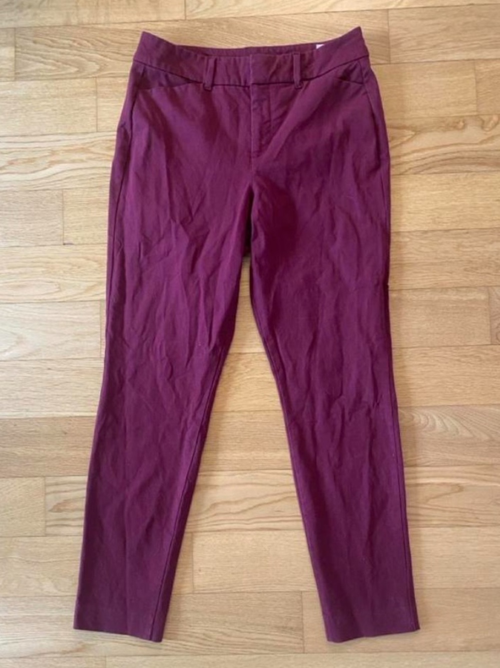 Old Navy Pixie Ankle Pants in Burgundy, Women's Size 4